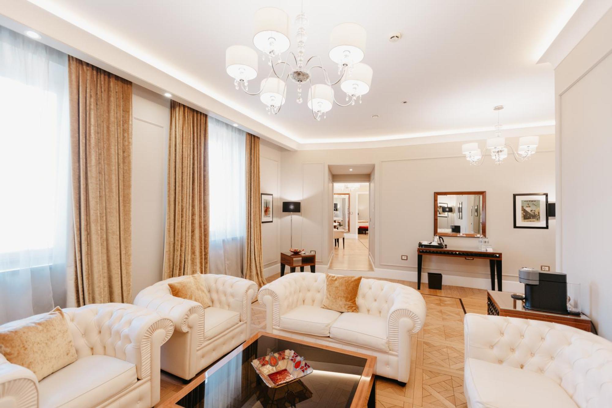 Grand - Small Luxury Of The World Hotel