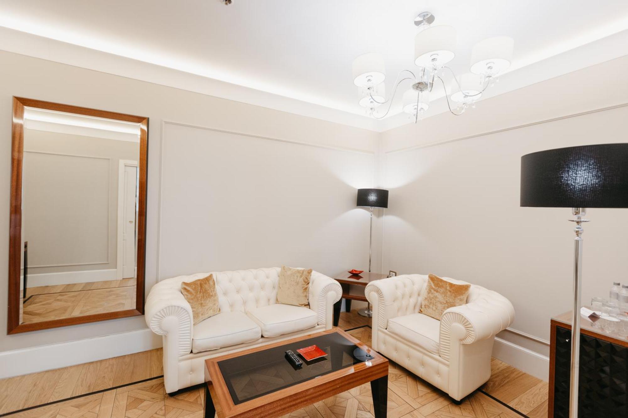 Grand - Small Luxury Of The World Hotel