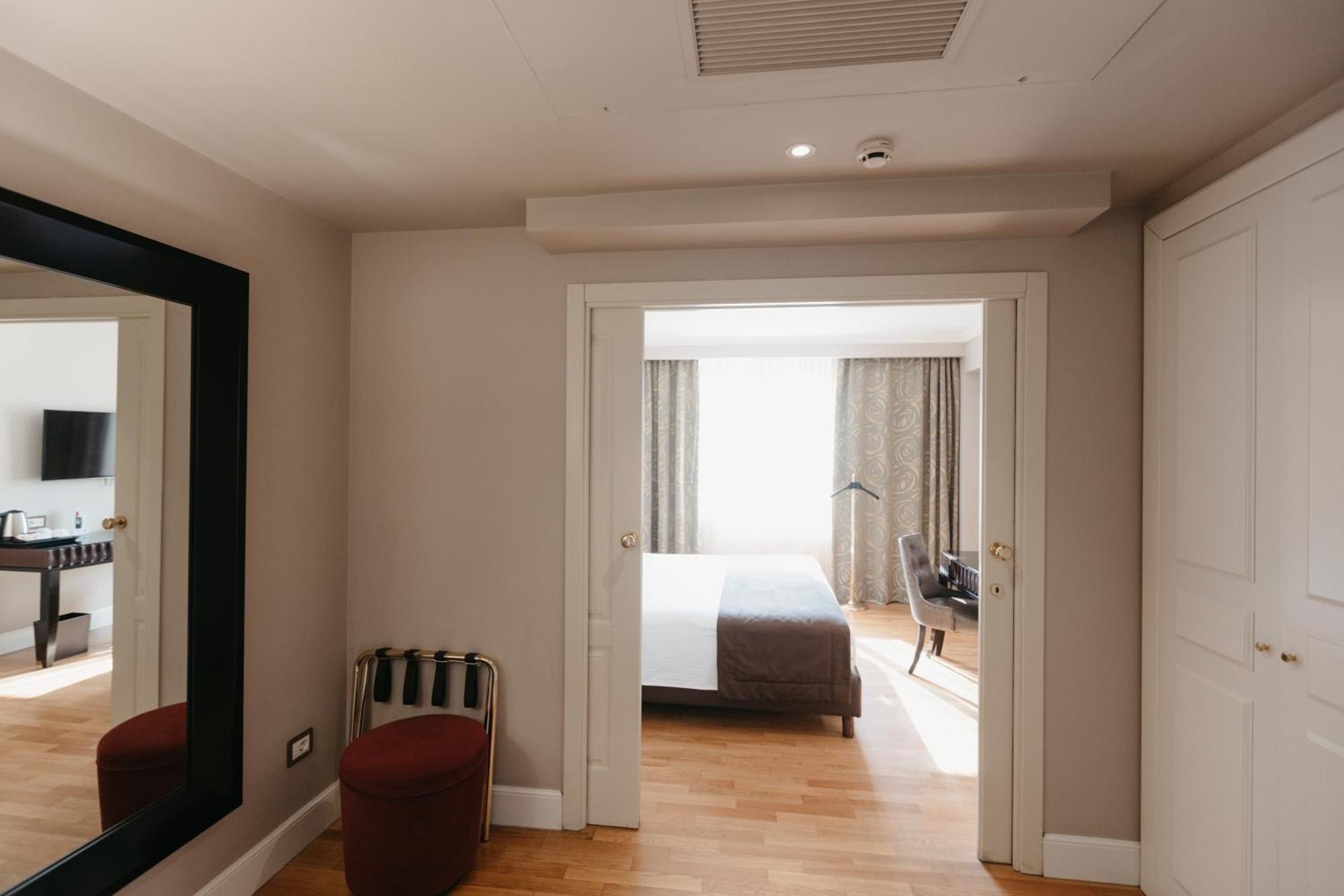 Grand - Small Luxury Of The World 5*