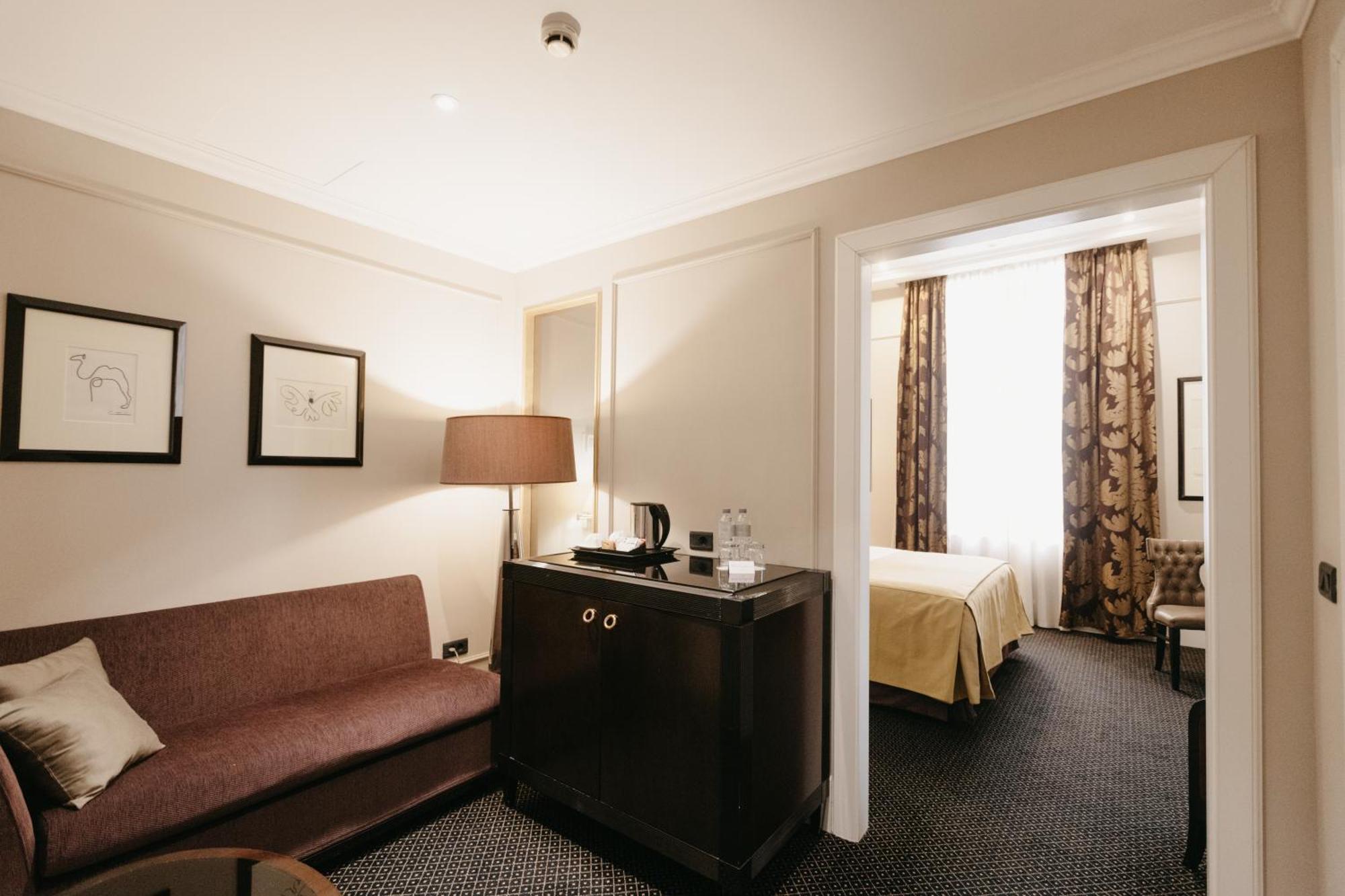 Hotel Grand - Small Luxury Of The World Erivan