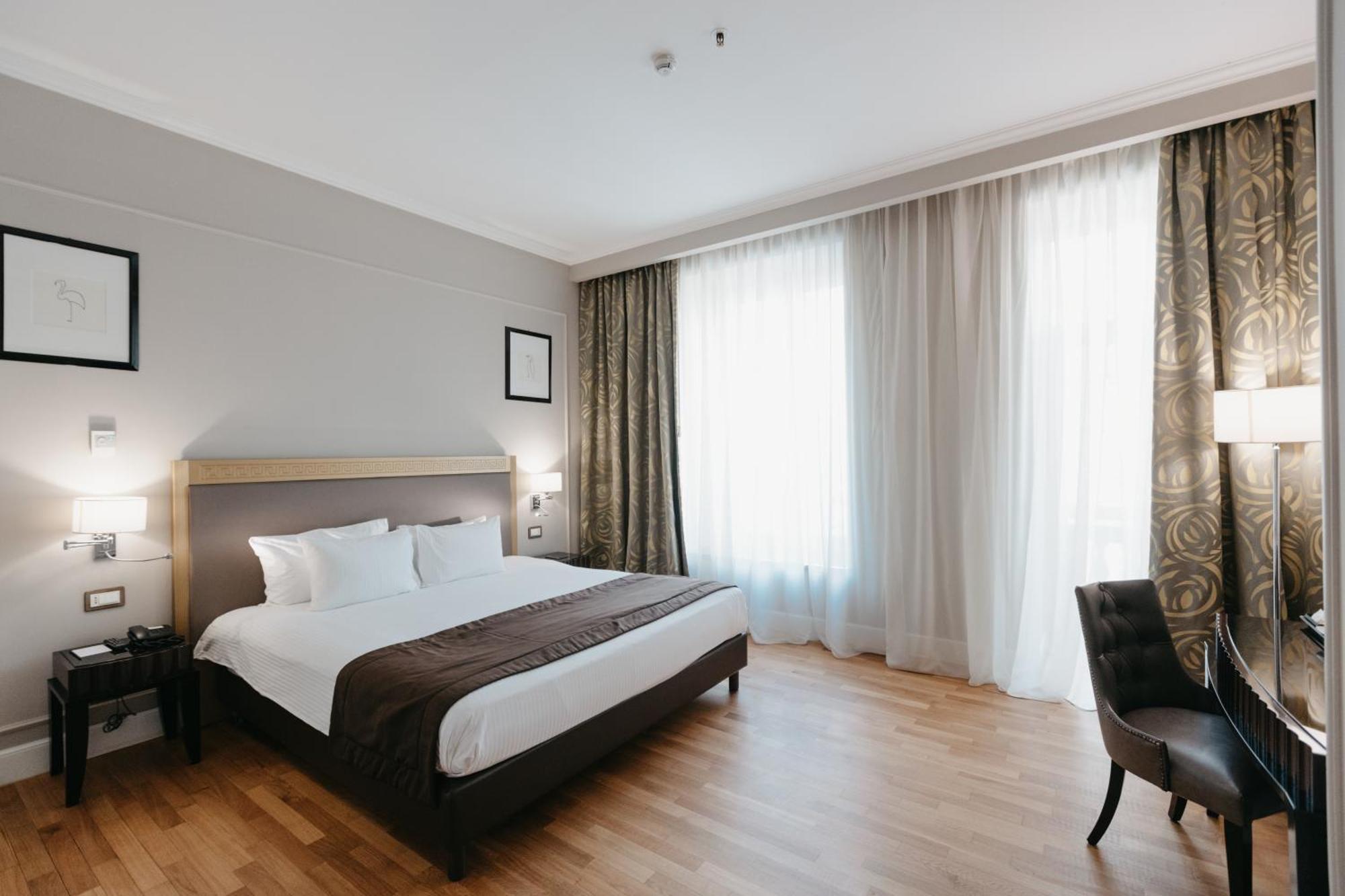Grand - Small Luxury Of The World Hotel Erivan