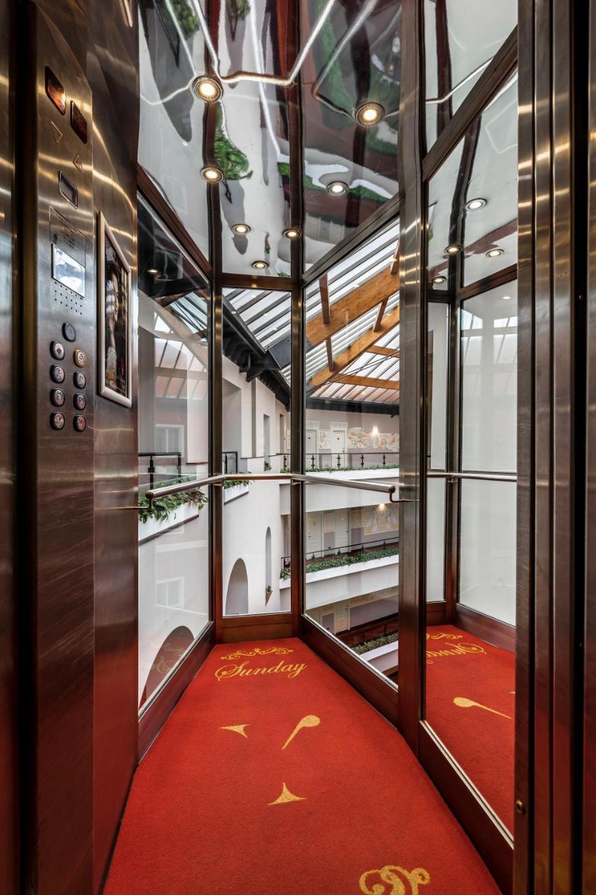 Hotel Grand - Small Luxury Of The World 5*